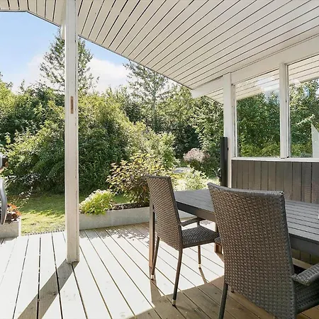 40553-juelsminde-pot-strandby-393 بيت للعطل